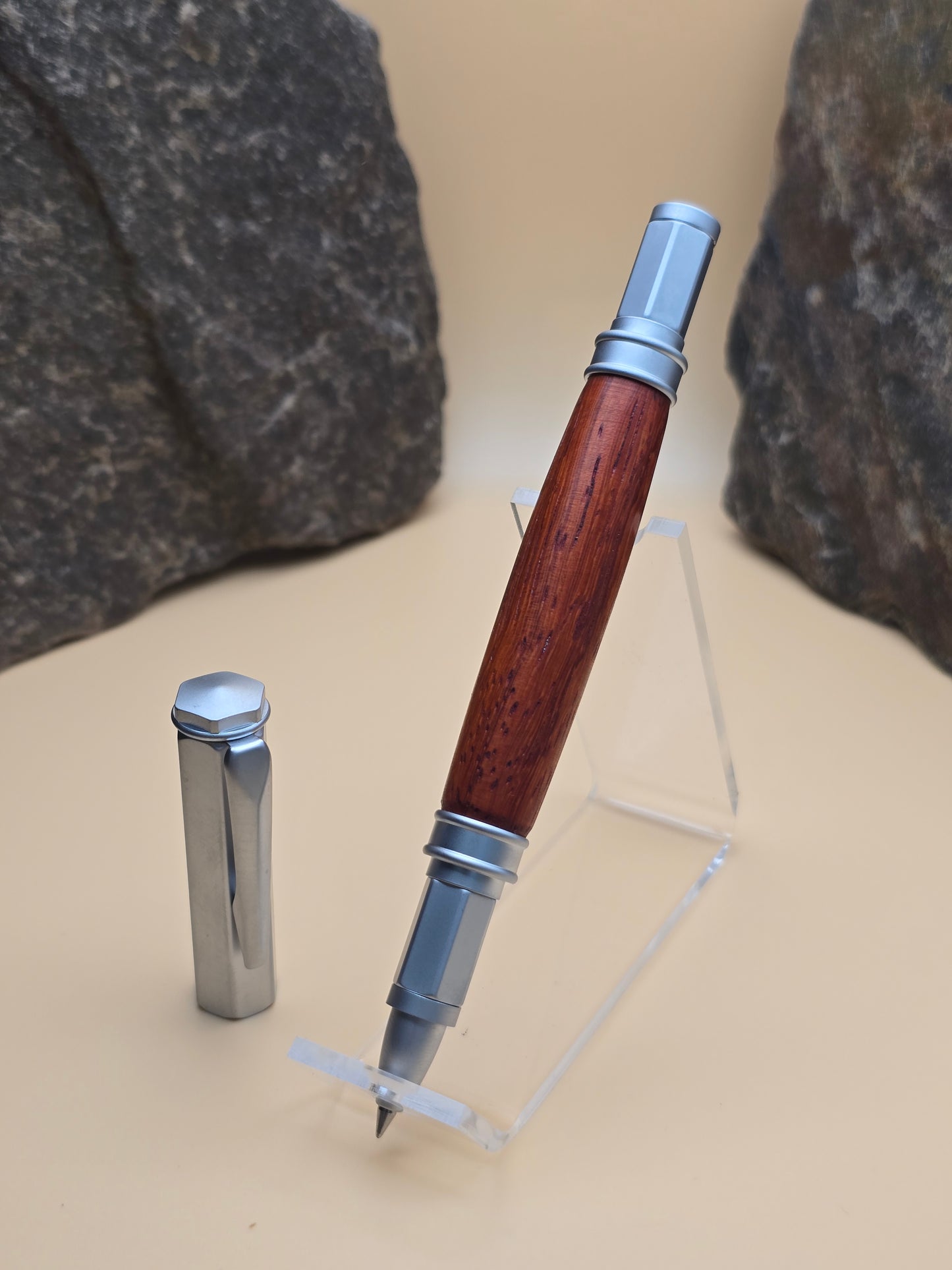 Paduk wood Magnetic Cap Rollerball