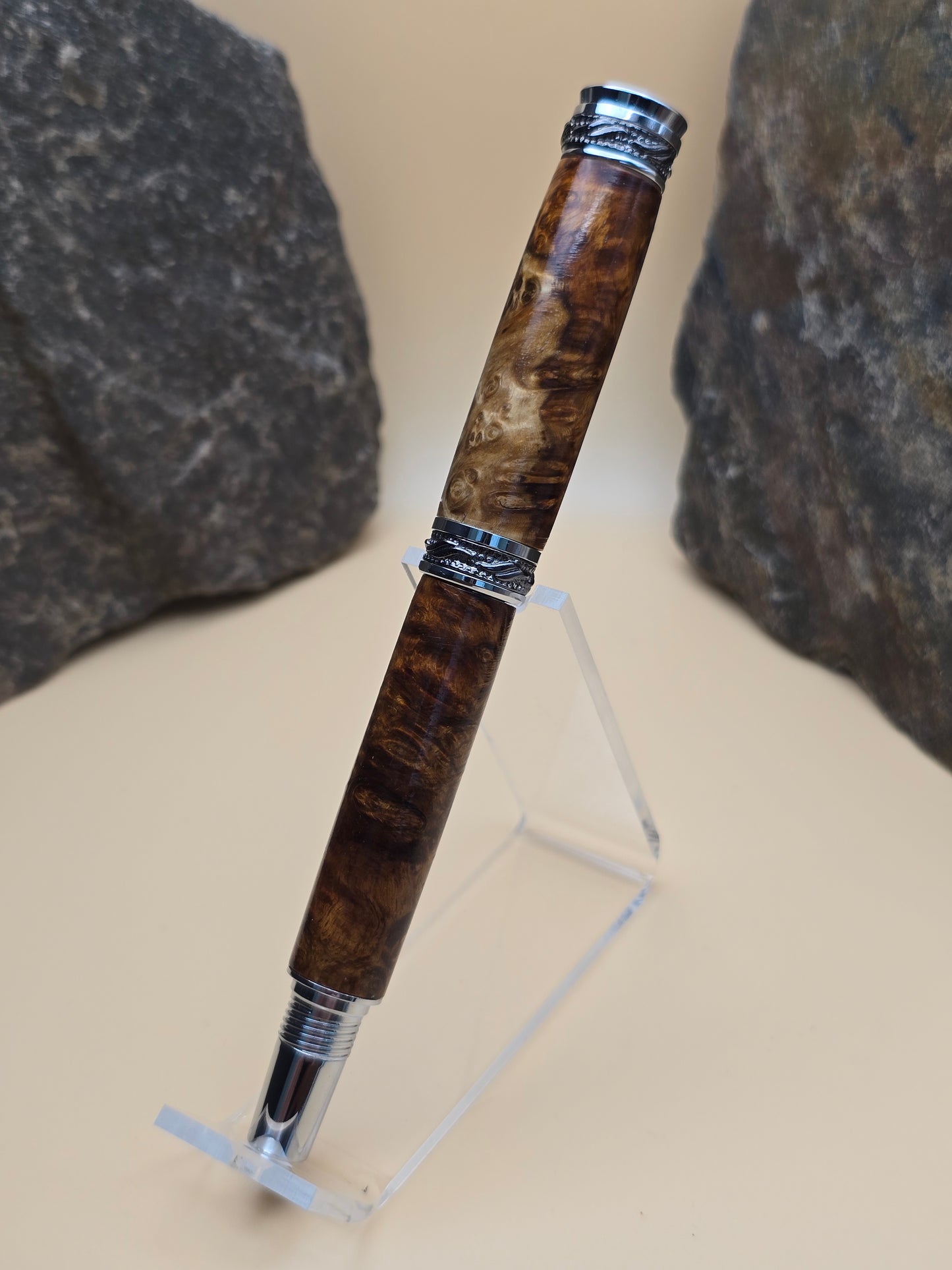 Amboyna Burl Majestic Fountain Pen