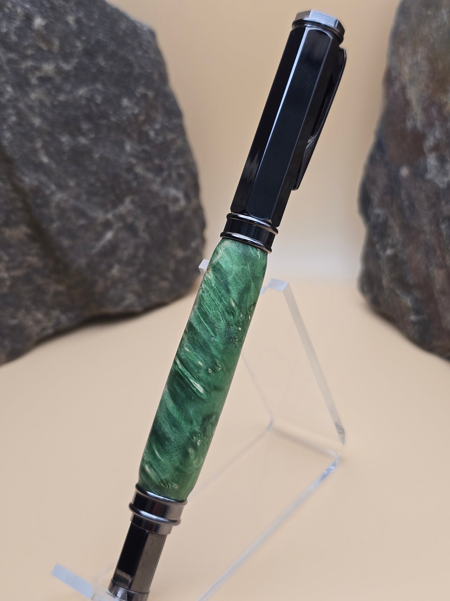 Green Dyed Box Elder Burl Magnetic Cap Rollerball Pen