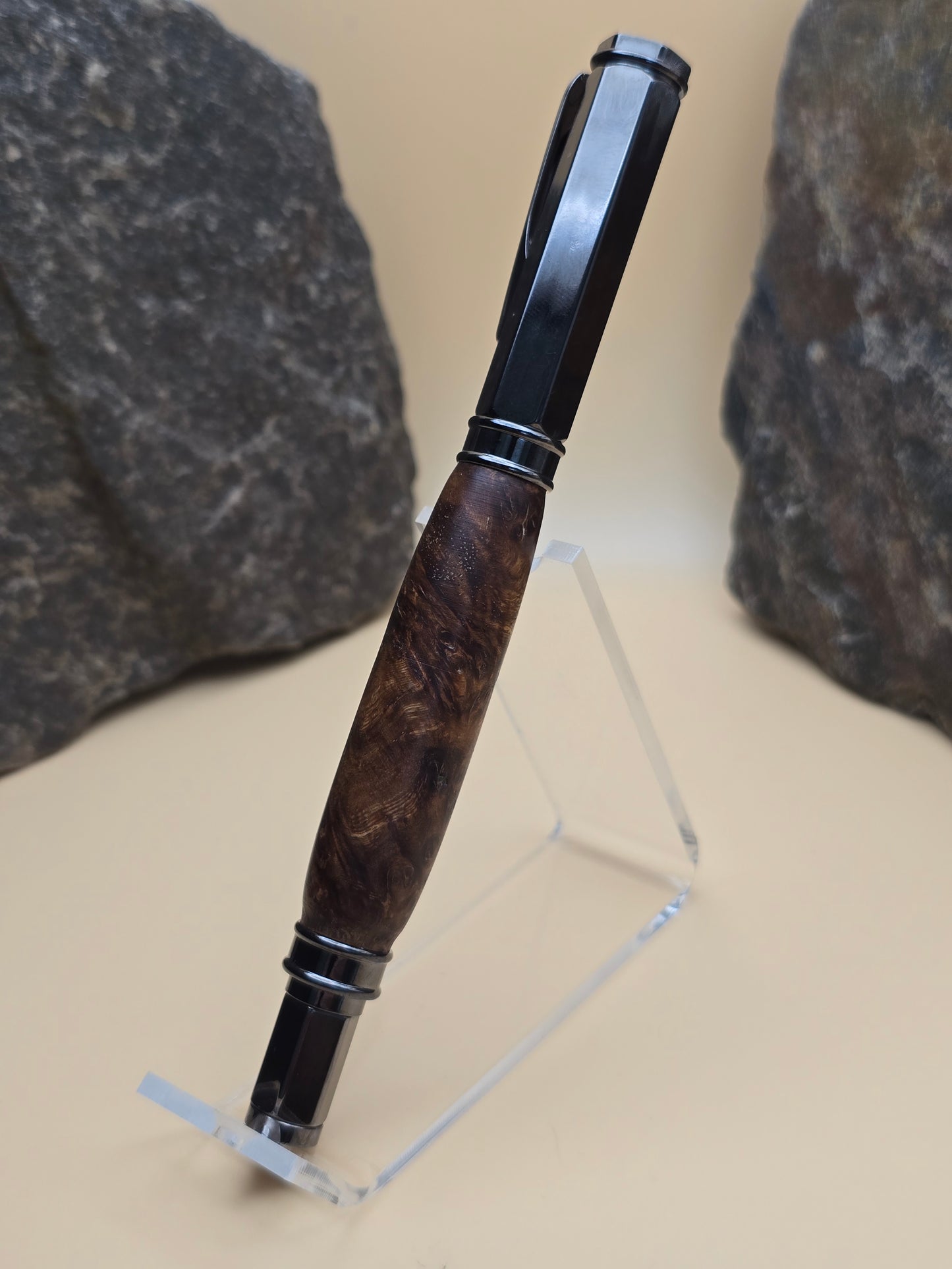 Rare Amboyna Burl Magnetic Cap Rollerball