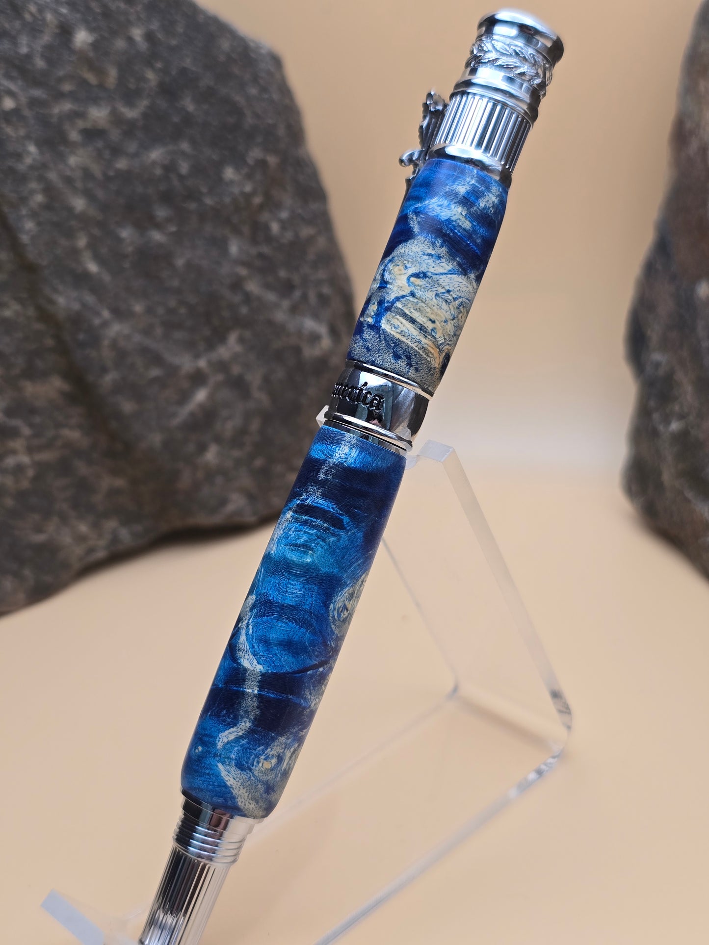 America capped rollerball pen