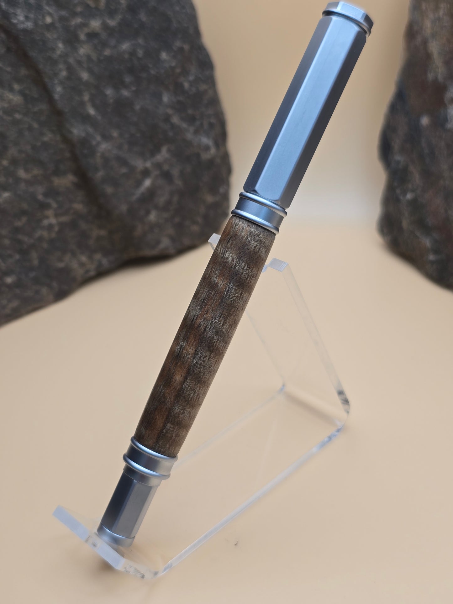 Curly Mango Magnetic capped rollerball
