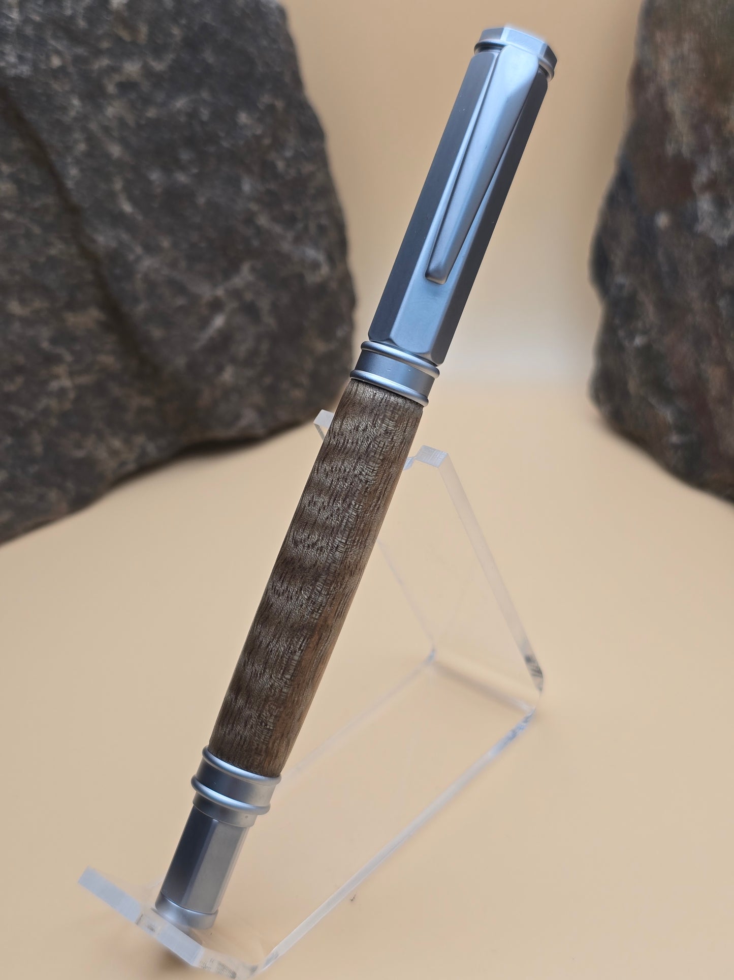 Curly Mango Magnetic capped rollerball