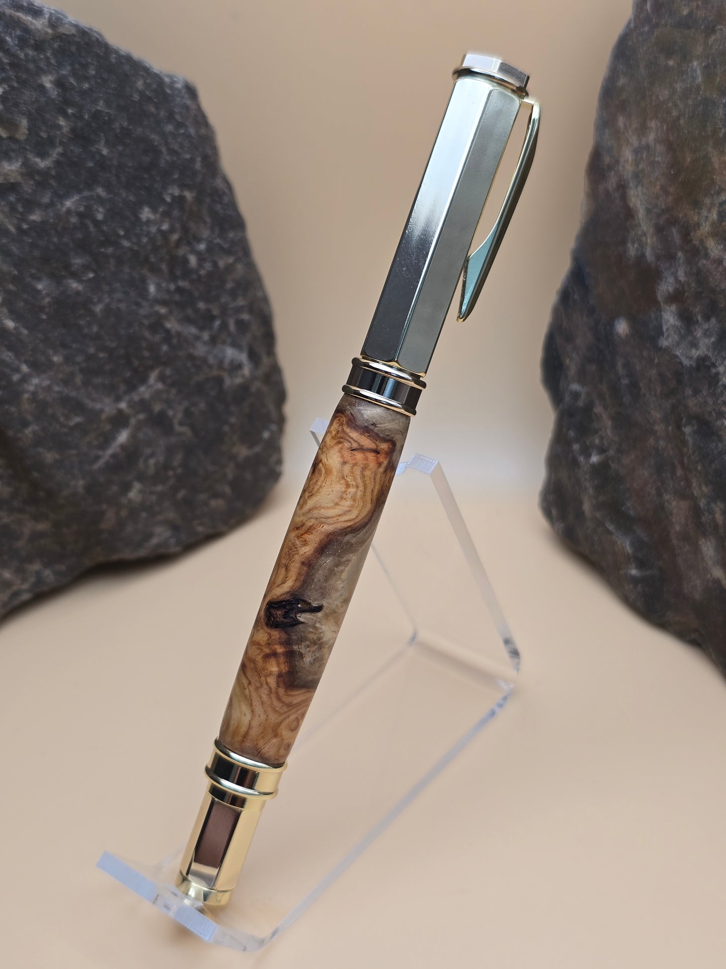 Amboyna Burl Magnetic Cap Rollerball