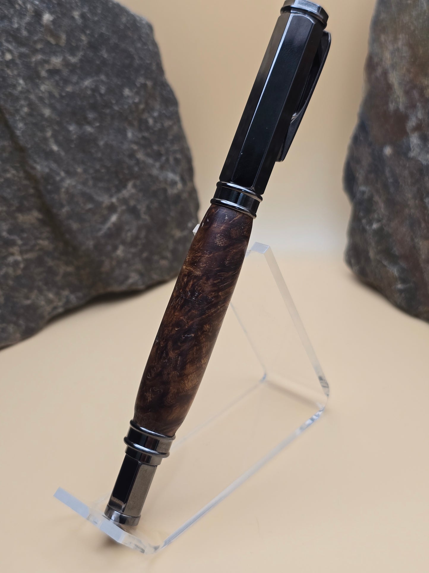Rare Amboyna Burl Magnetic Cap Rollerball
