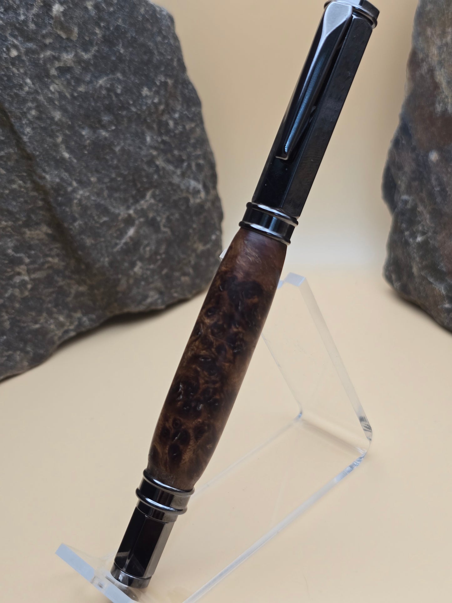 Rare Amboyna Burl Magnetic Cap Rollerball