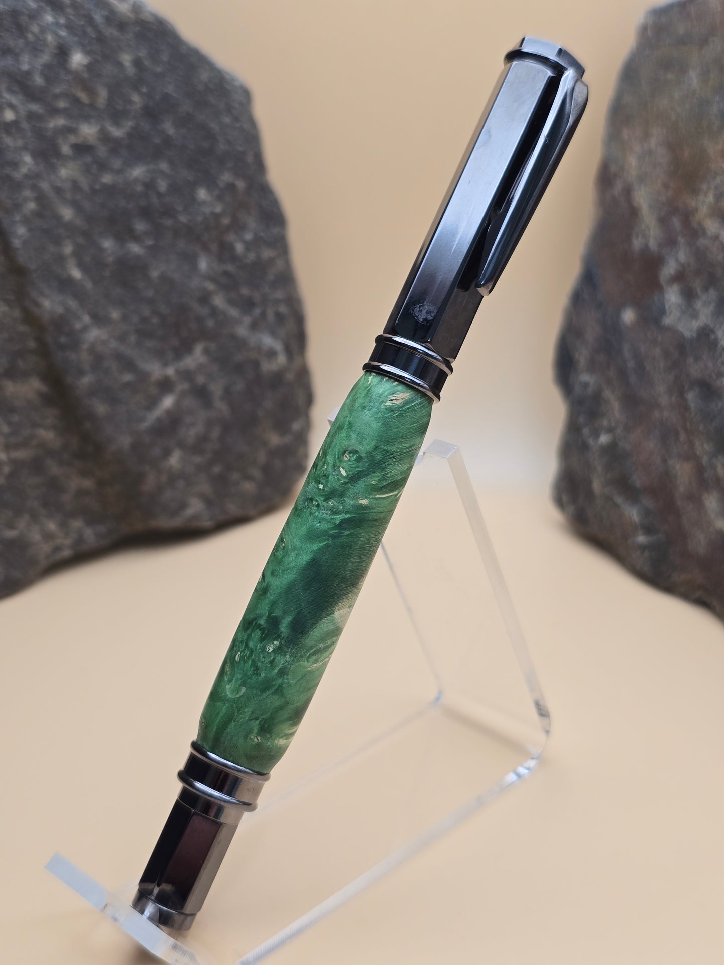 Green Dyed Box Elder Burl Magnetic Cap Rollerball Pen