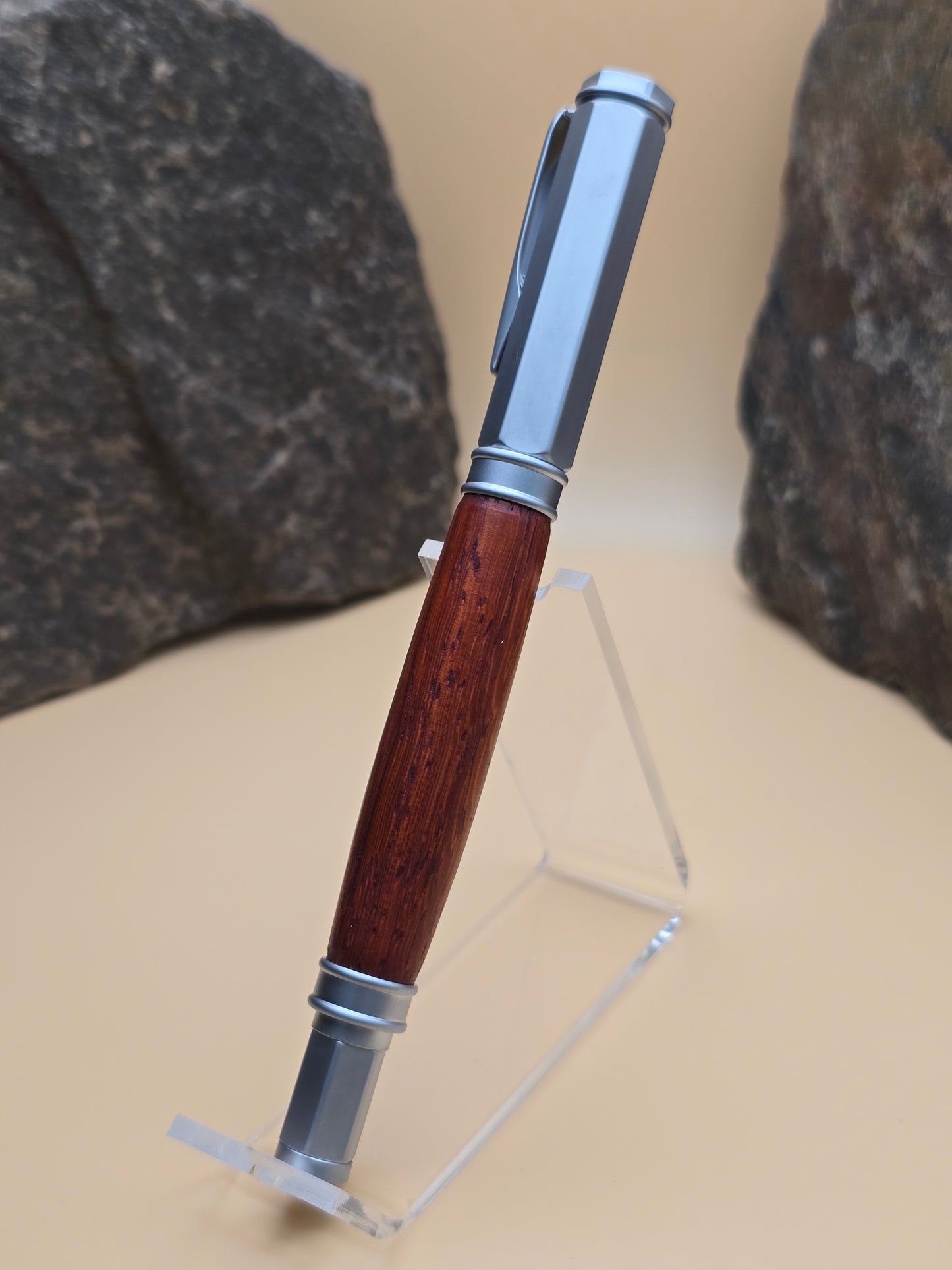 Paduk wood Magnetic Cap Rollerball