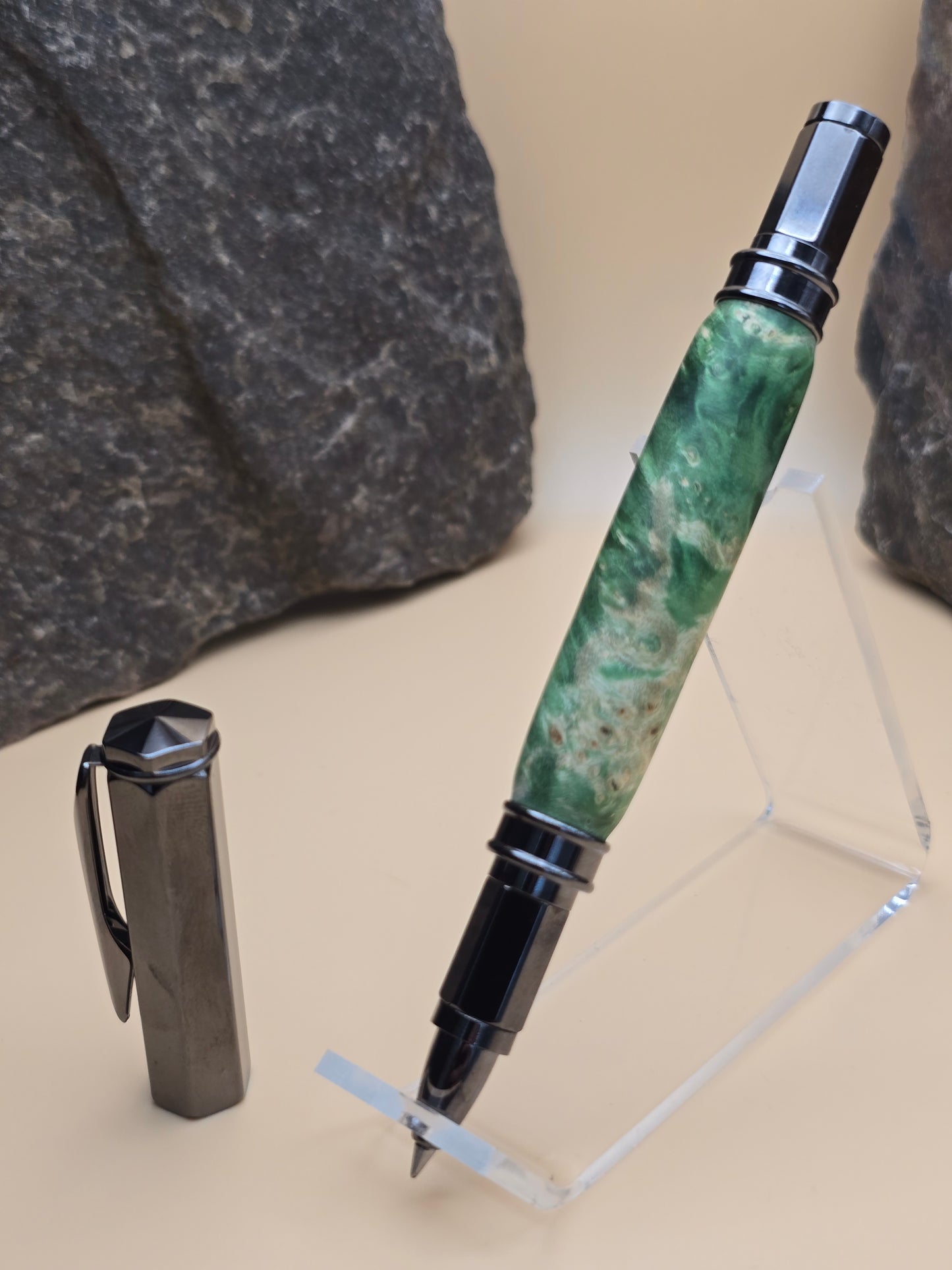 Green Dyed Box Elder Burl Magnetic Cap Rollerball Pen