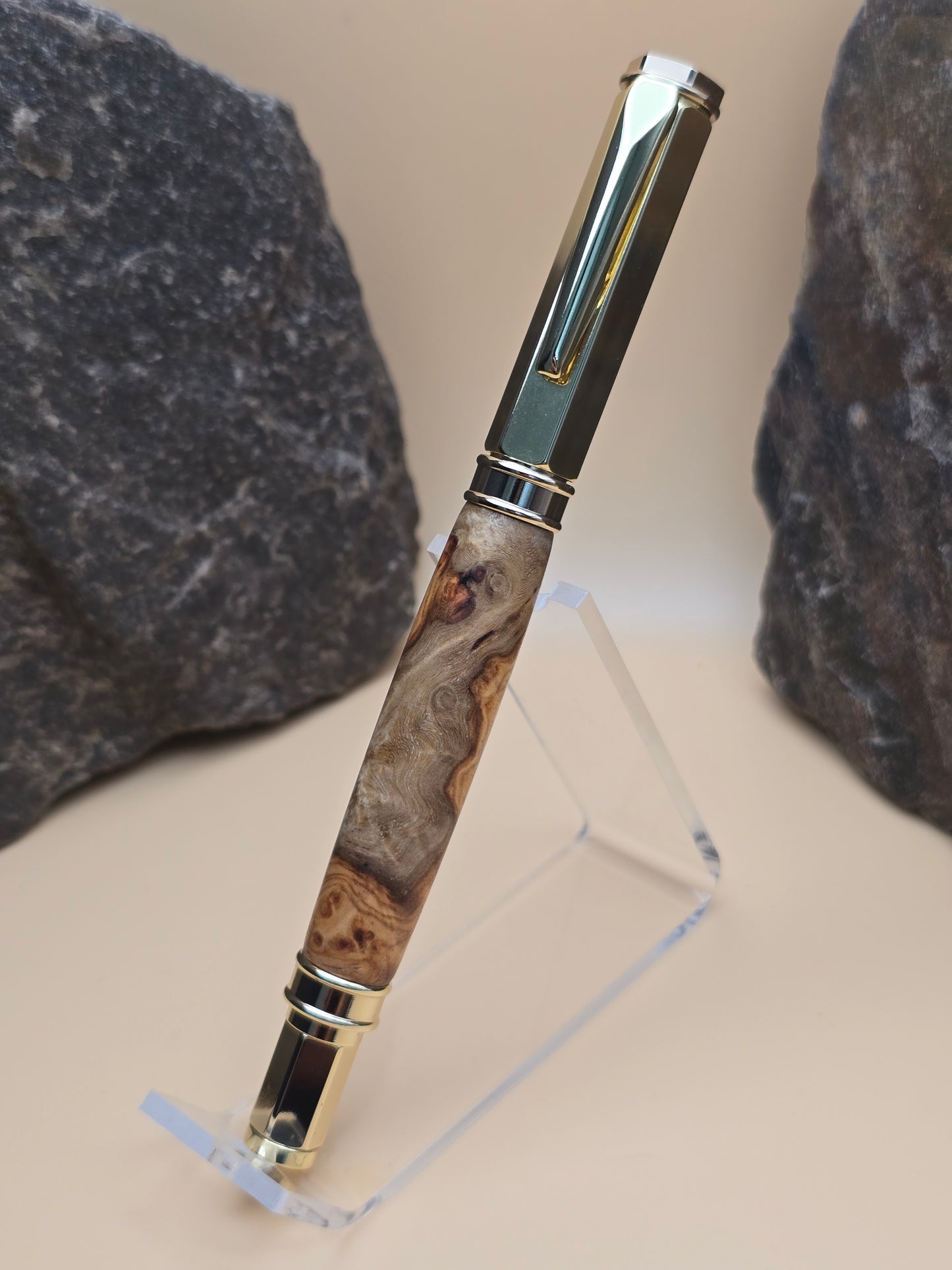 Amboyna Burl Magnetic Cap Rollerball
