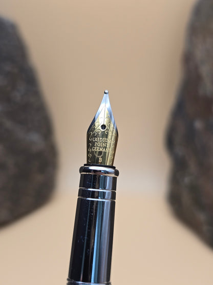 Premium Amboyna Burl Fountain Pen