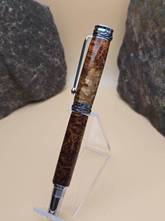 Amboyna Burl Majestic Fountain Pen
