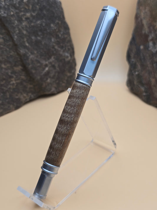 Curly Mango Magnetic capped rollerball