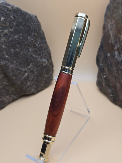Cocobolo magnetic cap rollerball